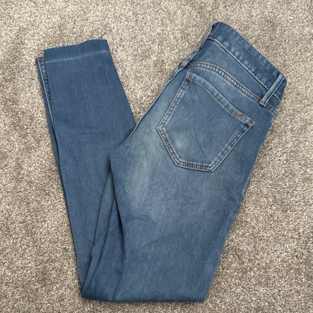 Old Navy Women's Skinny Jeans in Denim Blue SEE PHOTO
